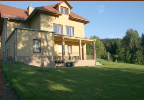 Pokoje Goscinne Monti Kudowa Zdroj Exterior photo